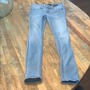 Hollister Jeans size 00s (w23 L 26)